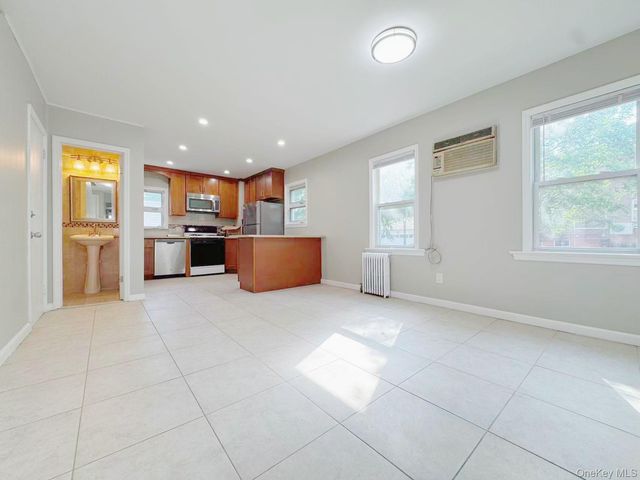 7159 Kessel Street, Forest Hills, NY 11375