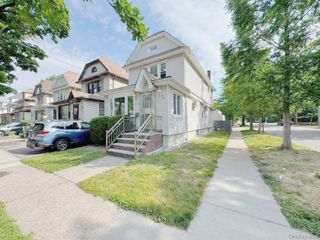 7159 Kessel Street, Forest Hills, NY 11375