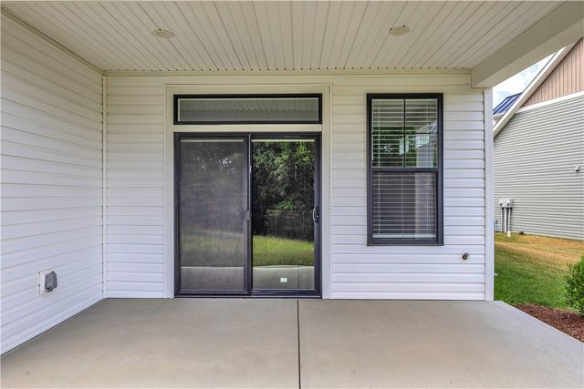 1124 Autumn Woods Dr., Jackson Twp, PA 16033