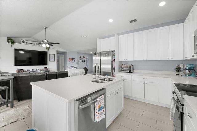 3634 DOE RUN DRIVE, St Cloud, FL 34772