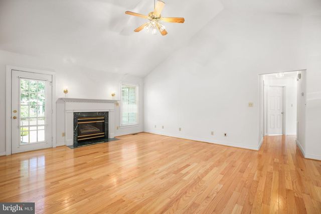 105 BROOKE DR, Fredericksburg, VA 22408