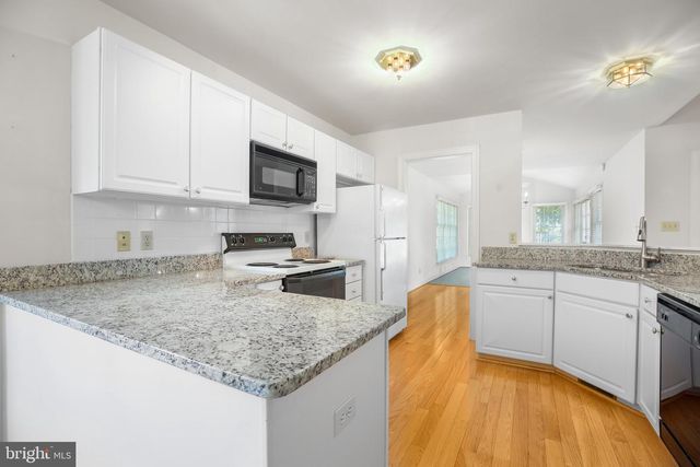 105 BROOKE DR, Fredericksburg, VA 22408