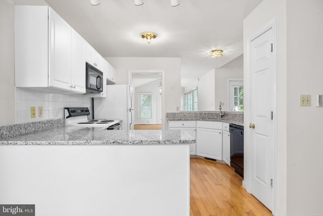 105 BROOKE DR, Fredericksburg, VA 22408