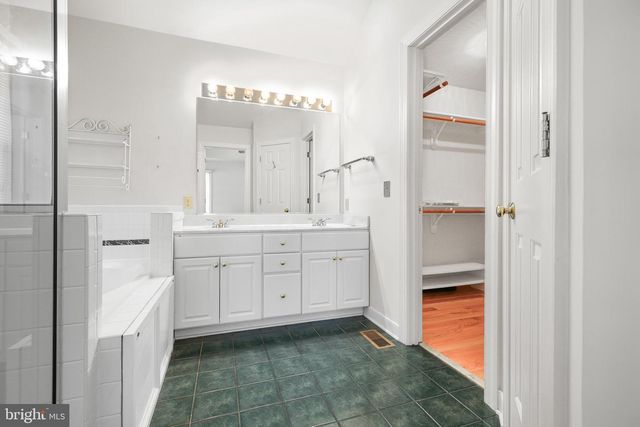 105 BROOKE DR, Fredericksburg, VA 22408