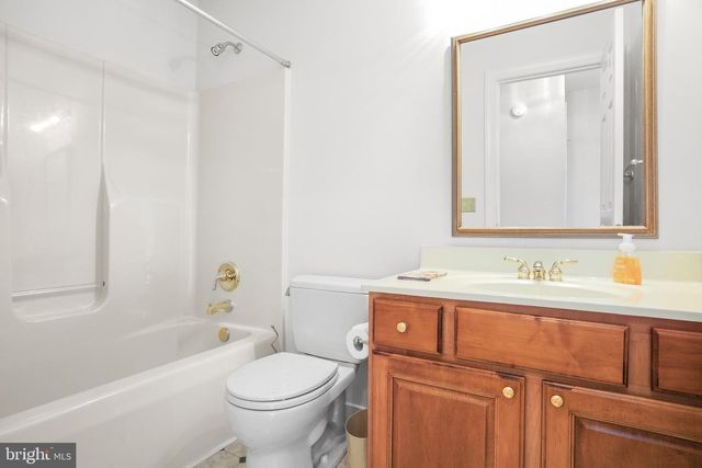 105 BROOKE DR, Fredericksburg, VA 22408