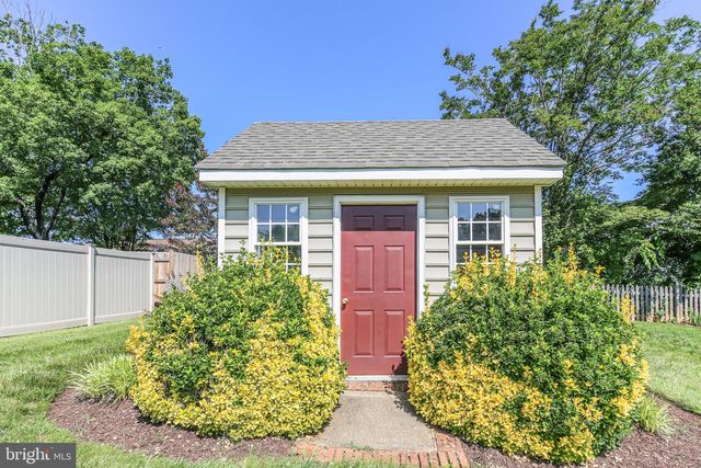 105 BROOKE DR, Fredericksburg, VA 22408