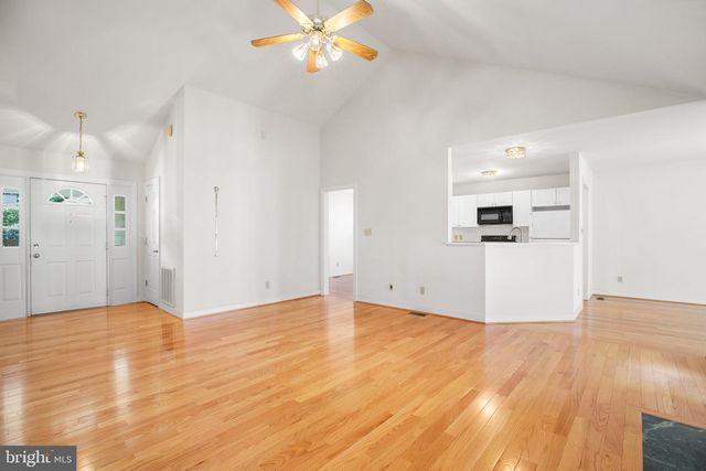 105 BROOKE DR, Fredericksburg, VA 22408