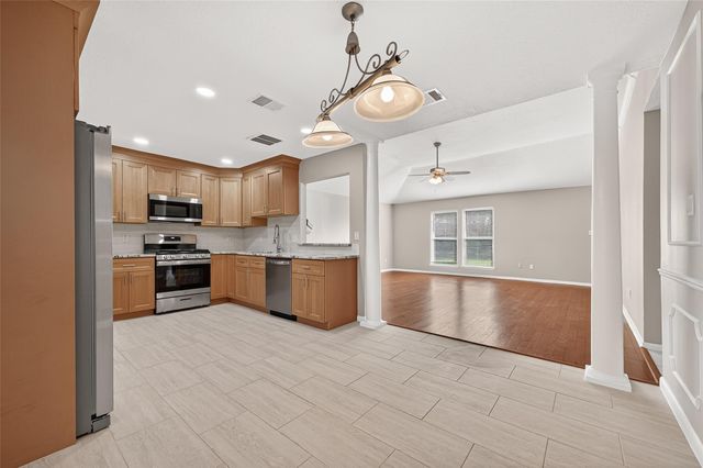 1010 Valley Ranch Drive, Katy, TX 77450