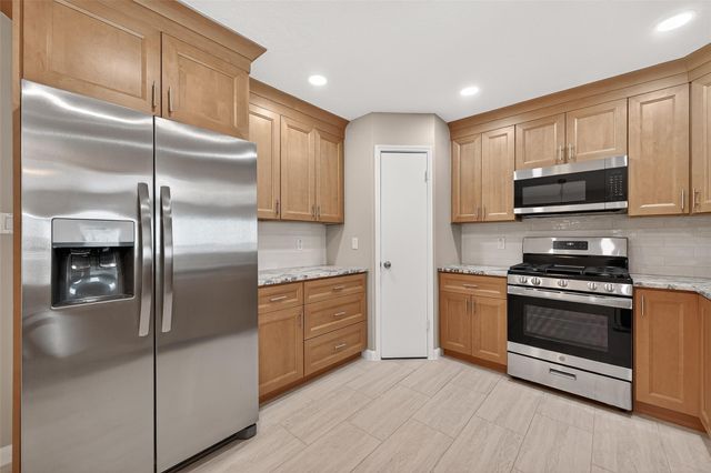 1010 Valley Ranch Drive, Katy, TX 77450