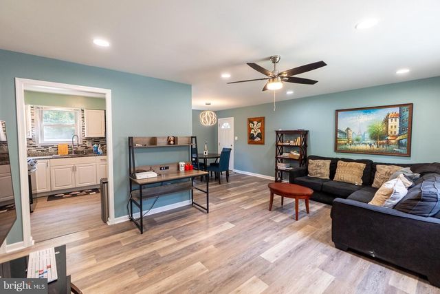 6911 GROVETON DR, Clinton, MD 20735