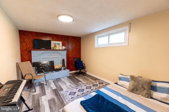 6911 GROVETON DR, Clinton, MD 20735