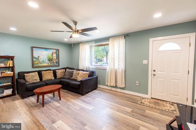 6911 GROVETON DR, Clinton, MD 20735