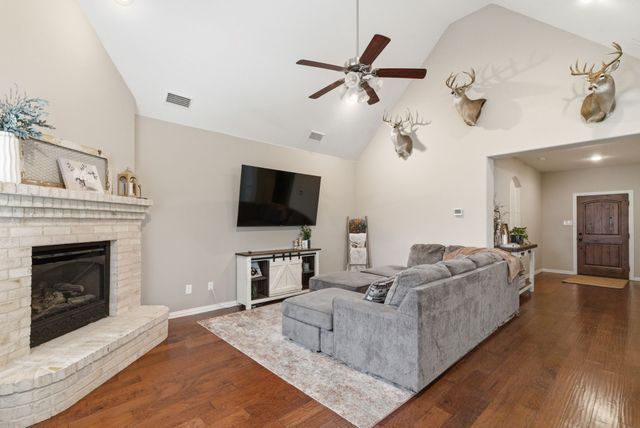 1700 Elk Run, Stephenville, TX 76401