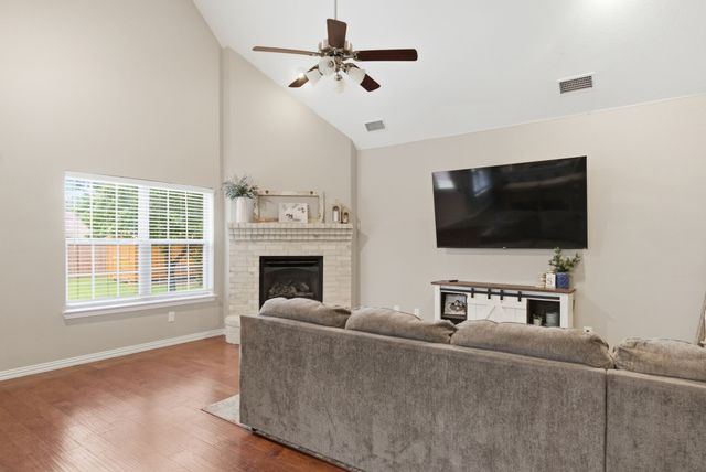 1700 Elk Run, Stephenville, TX 76401