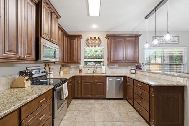 1700 Elk Run, Stephenville, TX 76401