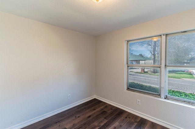 1400 Paisley Street, Denton, TX 76209