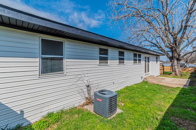 1400 Paisley Street, Denton, TX 76209