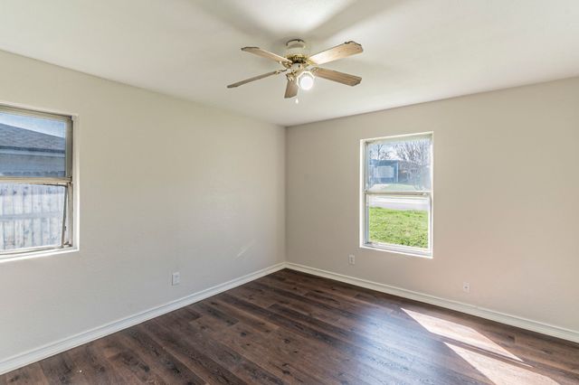 1400 Paisley Street, Denton, TX 76209