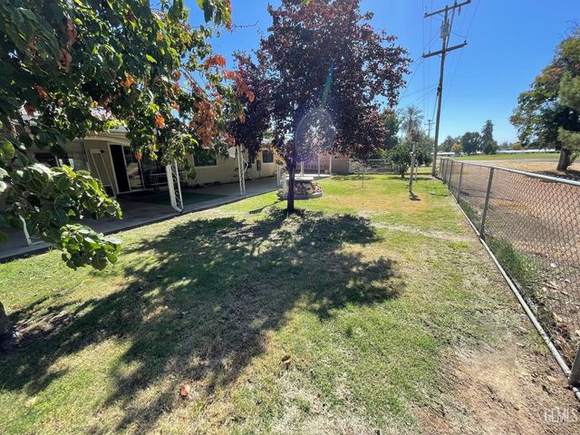 917 Cherry Hills Drive, Bakersfield, CA 93309