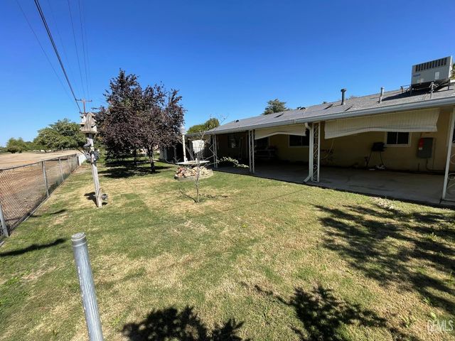 917 Cherry Hills Drive, Bakersfield, CA 93309