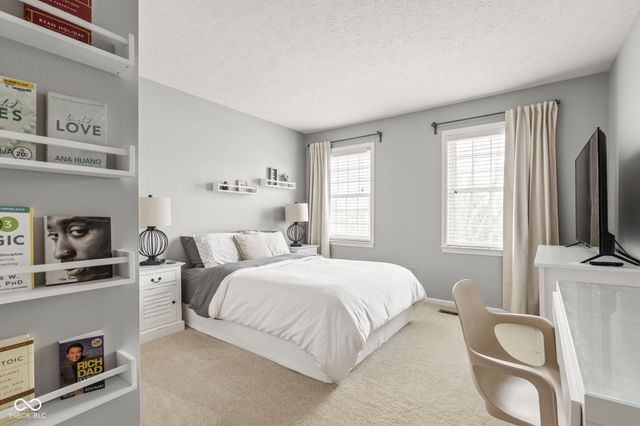 12864 Fleetwood Drive S, Carmel, IN 46032