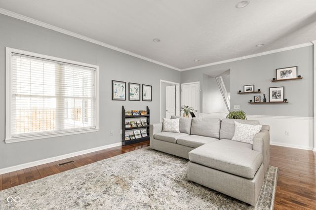 12864 Fleetwood Drive S, Carmel, IN 46032