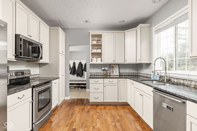 12864 Fleetwood Drive S, Carmel, IN 46032