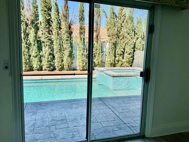 69160 San Helena Avenue, Cathedral City, CA 92234