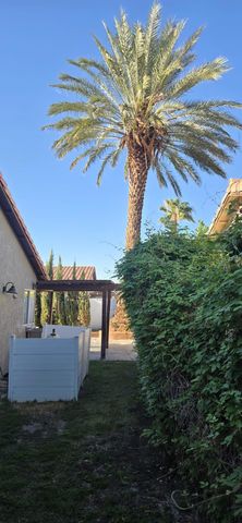 69160 San Helena Avenue, Cathedral City, CA 92234
