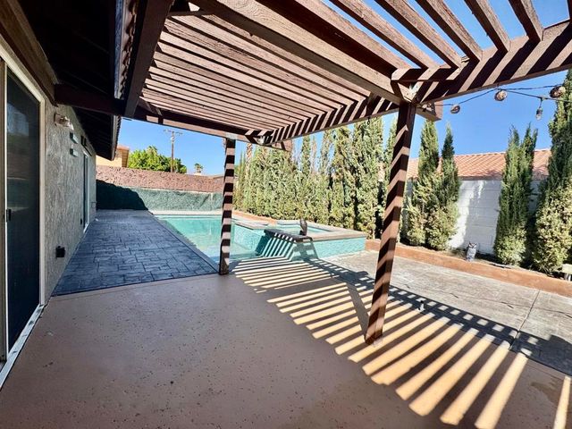69160 San Helena Avenue, Cathedral City, CA 92234