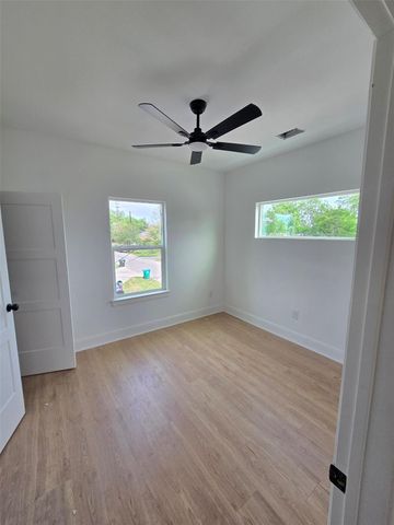 4562 Teton Street A, Houston, TX 77051