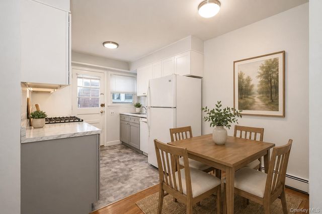 214 Fenimore Road Apt A, Mamaroneck, NY 10543