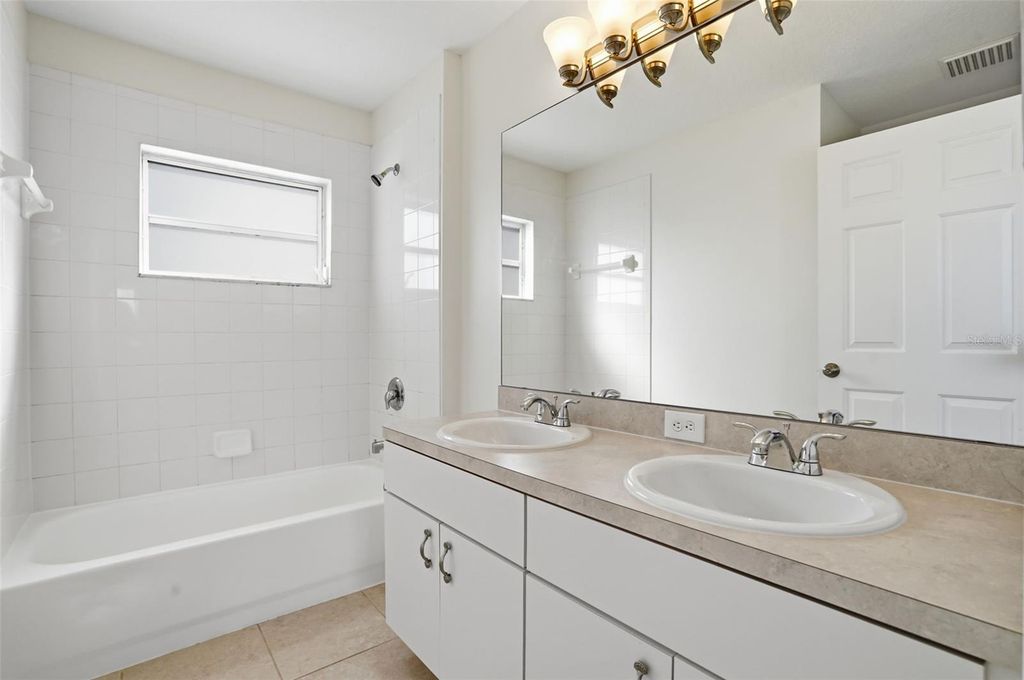 Image 38 of property listing at 4119 ROCKY FORK TERRACE, Ellenton, FL 34222