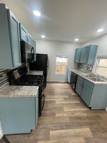 4471 Massachusetts Street, Gary, IN 46409