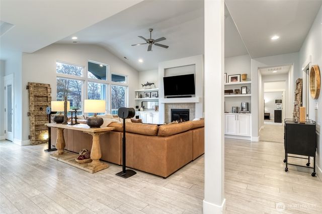 372 Chardonnay Court, Walla Walla, WA 99362