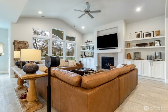 372 Chardonnay Court, Walla Walla, WA 99362