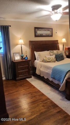 2262 Old Oak Road, Kinston, NC 28504
