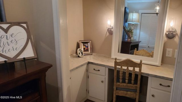 2262 Old Oak Road, Kinston, NC 28504