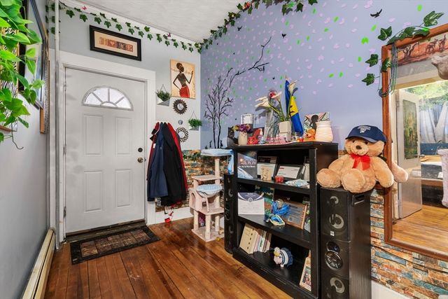 33 Waumbeck St, Boston, MA 02121