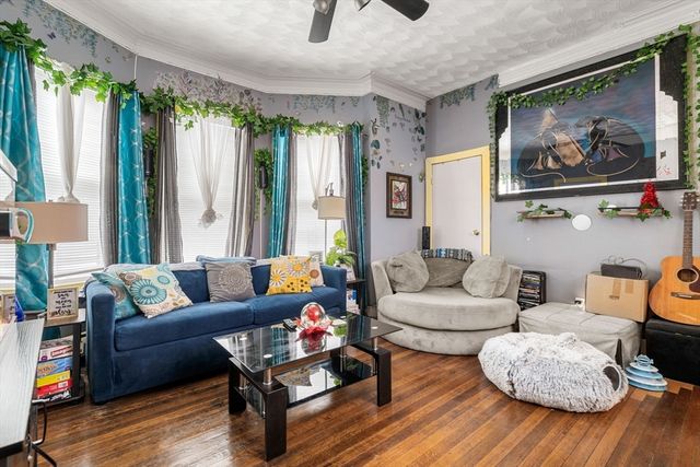 33 Waumbeck St, Boston, MA 02121