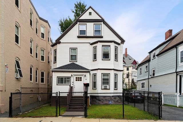33 Waumbeck St, Boston, MA 02121