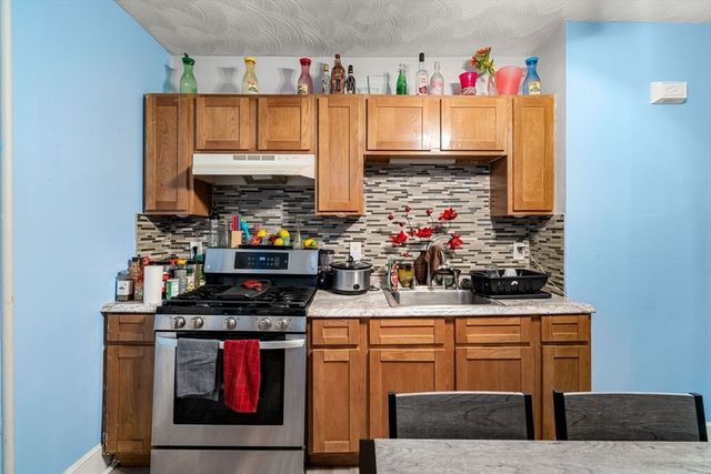 33 Waumbeck St, Boston, MA 02121