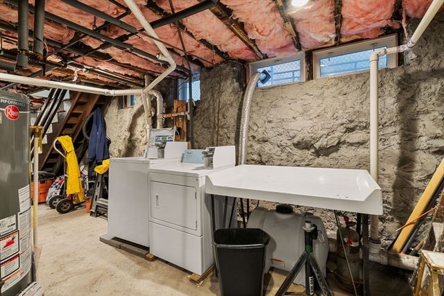 33 Waumbeck St, Boston, MA 02121