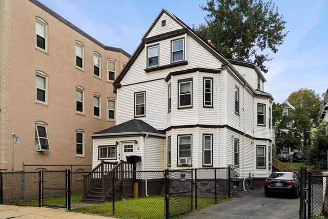 33 Waumbeck St, Boston, MA 02121