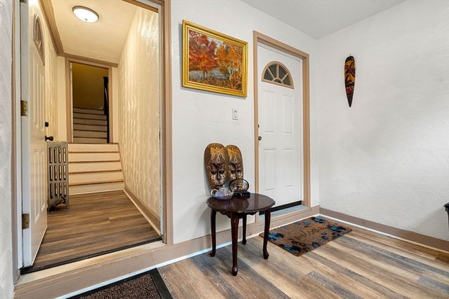 33 Waumbeck St, Boston, MA 02121