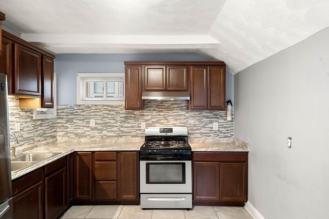 33 Waumbeck St, Boston, MA 02121