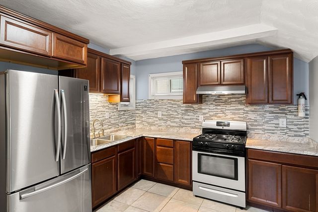 33 Waumbeck St, Boston, MA 02121