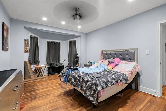 33 Waumbeck St, Boston, MA 02121