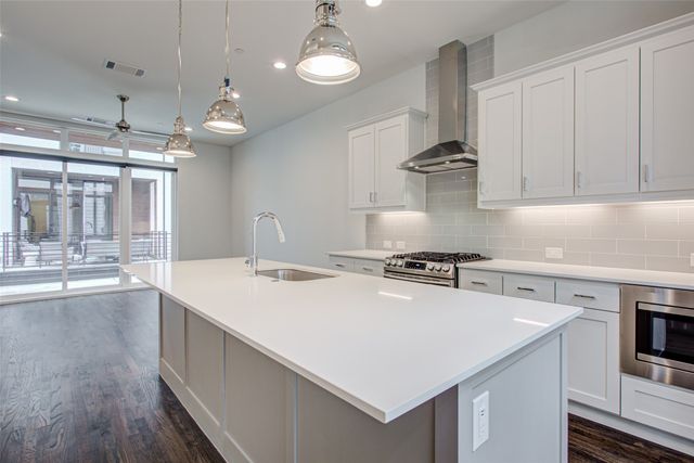 2180 Bennett Avenue 205, Dallas, TX 75206