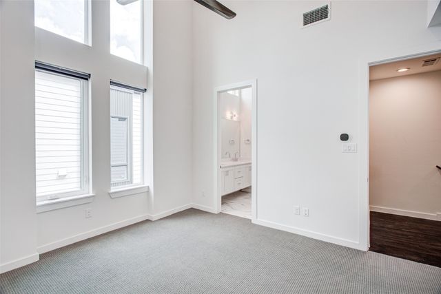 2180 Bennett Avenue 205, Dallas, TX 75206